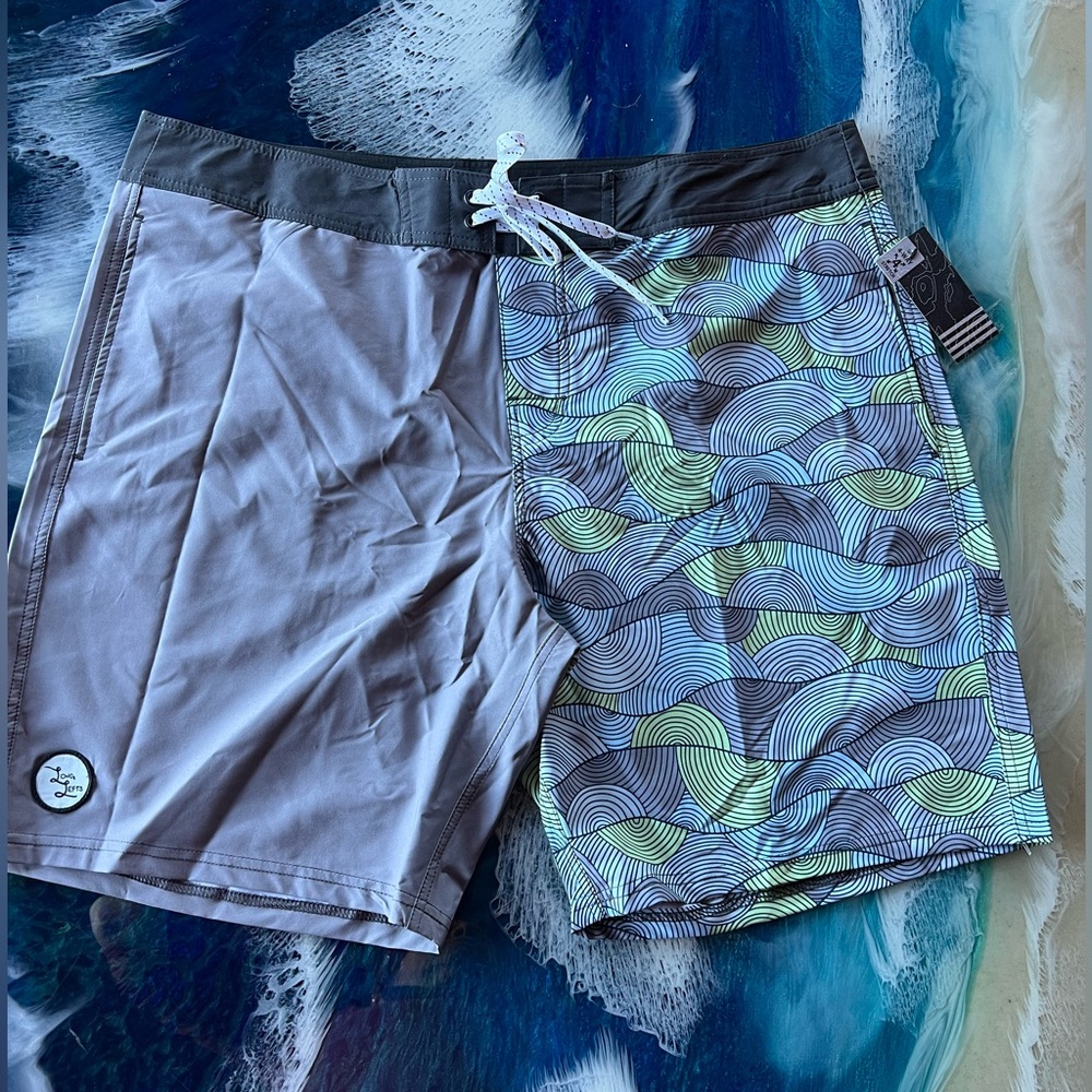 NEW W/TAGS Long Lefts Board Shorts Sz 38 bought central Oregon coast Surf Shop